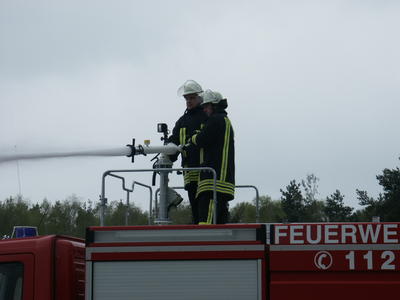 Einsatzkräfte der Brandschutzeinheit des Landkreises Oberhavel